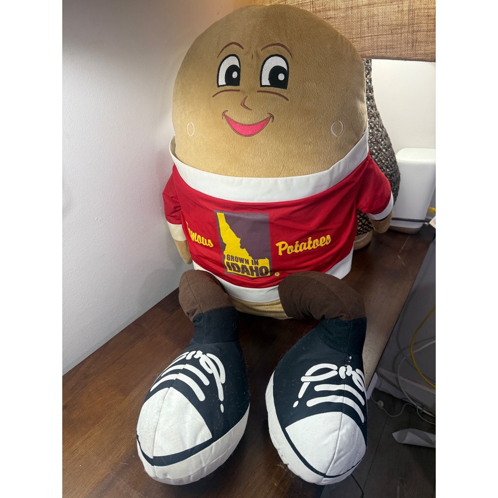 23 in Idaho Potato Spuddy Buddy Plush Mascot Stuffed Grown In Idaho Red Shirt